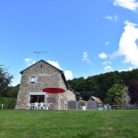 Cosy Chalet With Private Garden In Normandy Isigny-le-Buat Exterior photo